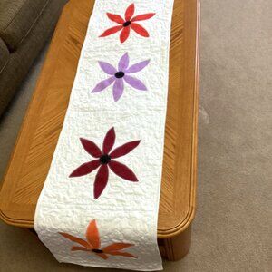 Handmade Quilted Flower Long Table Runner Dinning Table Linens Home Decor